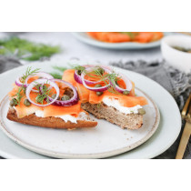 Lachsbrötchen (Symbolbild)